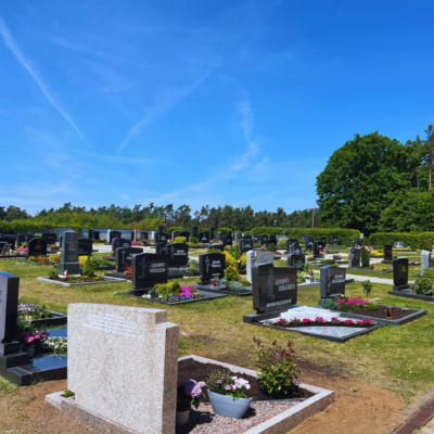 Erdgr&auml;ber Friedhof Unterferrieden