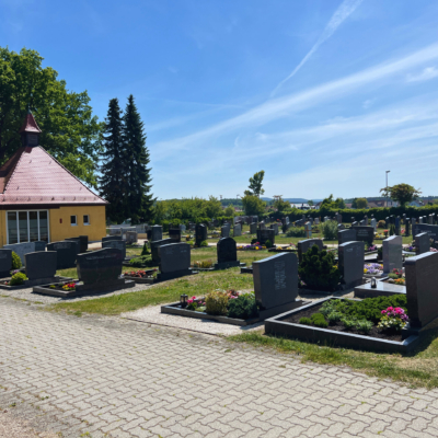Erdgr&auml;ber Friedhof Unterferrieden