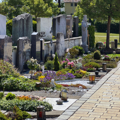 Erdgr&auml;ber Friedhof Seligenporten