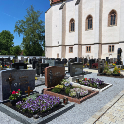 Erdgr&auml;ber Friedhof Seligenporten
