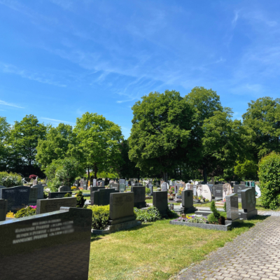 Erdgr&auml;ber Friedhof Schwarzenbruck