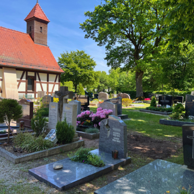 Kapelle; Erdgr&auml;ber Friedhof Pyrbaum
