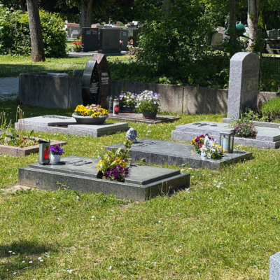 Urnengr&auml;ber Friedhof Schwarzenbruck