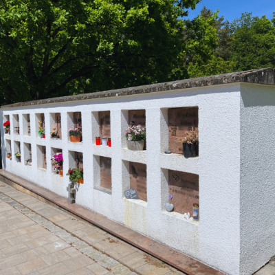 Urnennische Friedhof Pyrbaum
